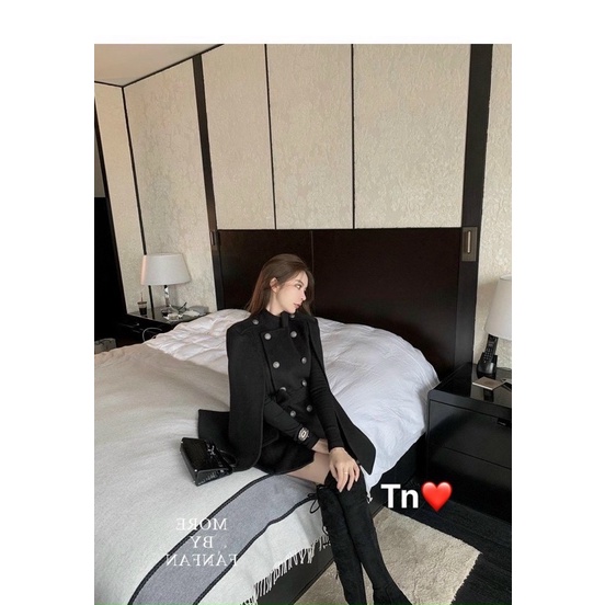 Áo khoác dạ xẻ tay mai phương bùi