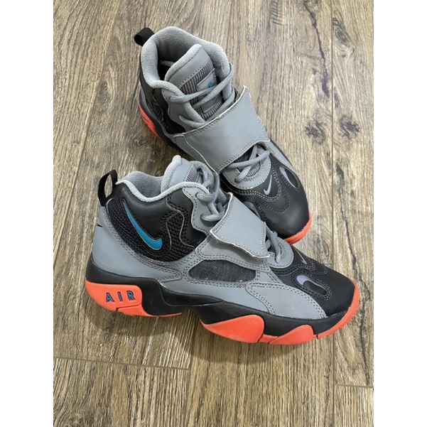 Giày sneakers nike air mã size36 pass