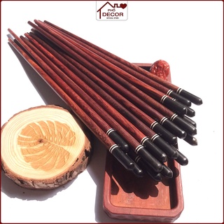 Đũa Phố Decor Gỗ Trắc Bọc Đầu Sừng Đen Cao Cấp - Chất Liệu Gỗ Tự Nhiên Không Chất Bảo Quản