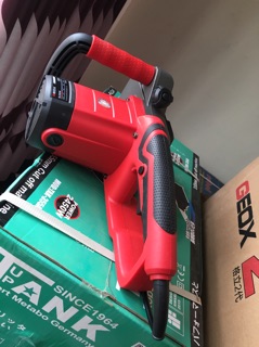 MÁY CƯA XÍCH GEOX CHẠY ĐIỆN