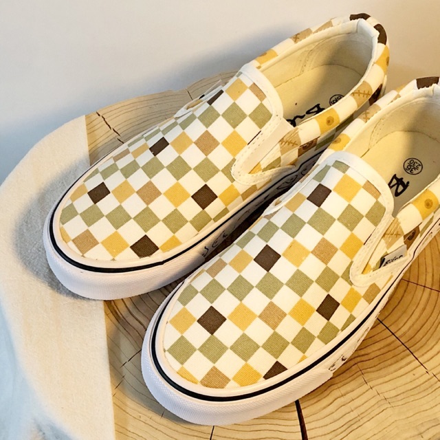 Giày slipon cực xịn giá rẻ