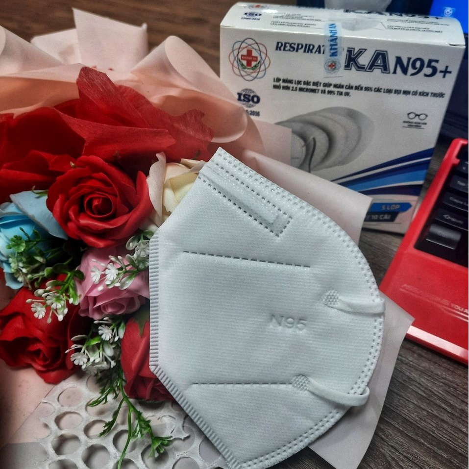Khẩu trang y tế 5 lớp Khánh An KA N95+ kháng khuẩn màng lọc ngăn 95% bụi mịn nhỏ hơn 2.5 micromet và 99% tia UV