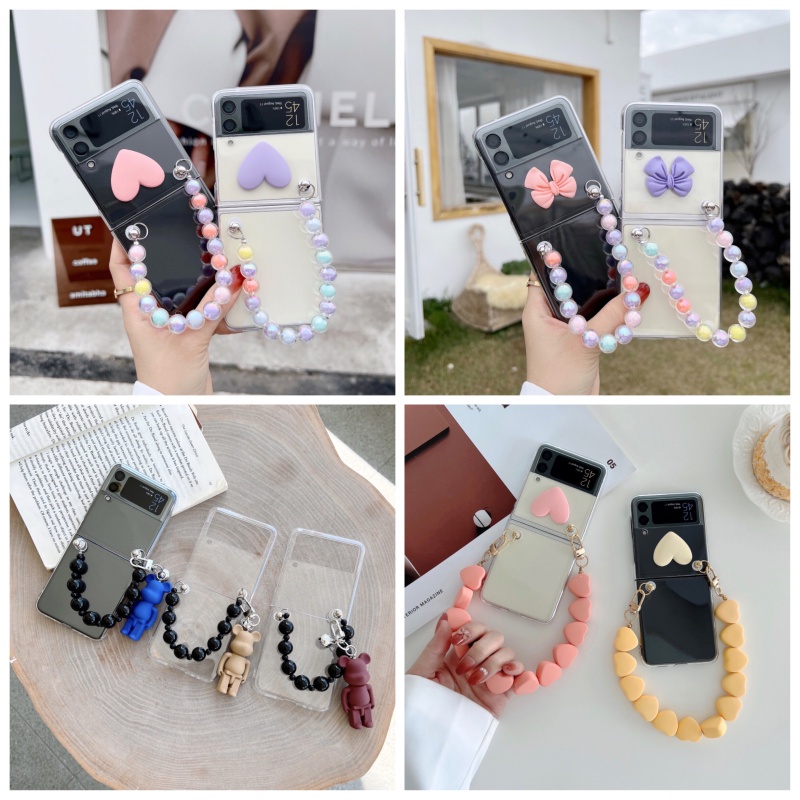 Ốp điện thoại cứng có dây xích nhiều màu sắc và trái tim tình yêu 3D dành cho Samsung Galaxy Z Flip 3