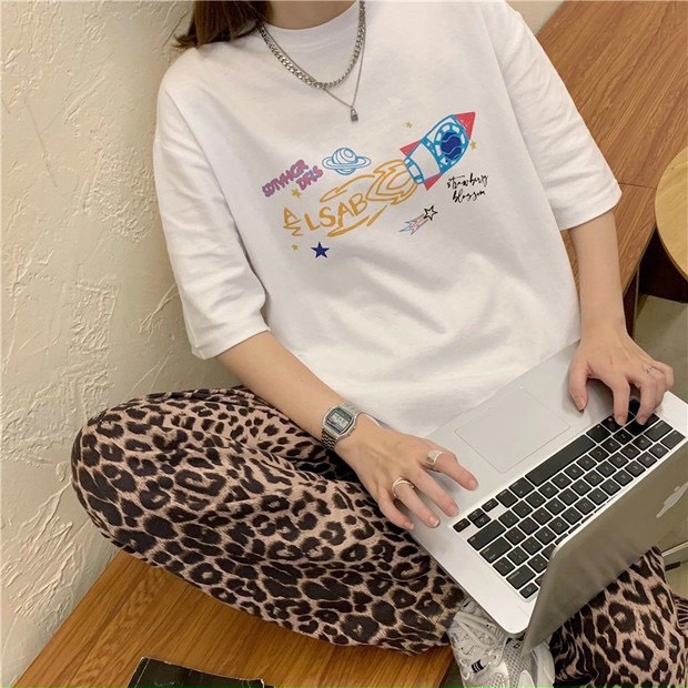 (HCM) áo thun cotton nam nữ form rộng thun co giãn 4 chiều siêu hot cho các bạn trẻ KME FASHION