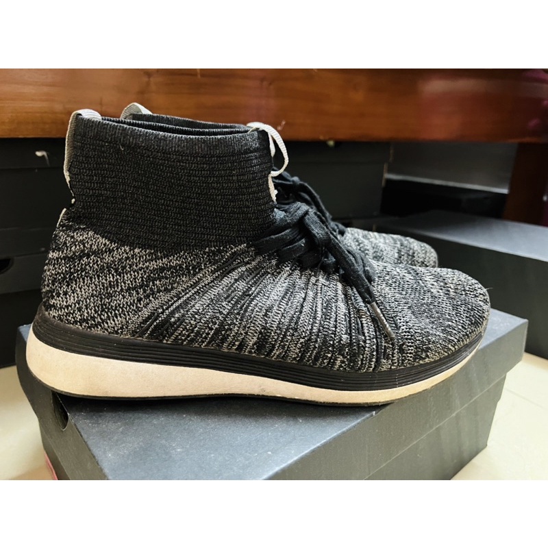 Giày Bershka size 38