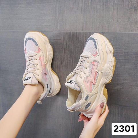 Giày nữ sneaker giá rẻ đẹp thể thao đi học thời trang QYANA STORE 2301