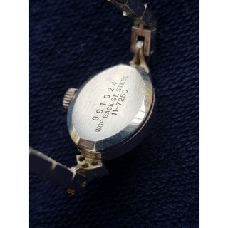 Đồng hồ nữ Seiko cổ cót tay