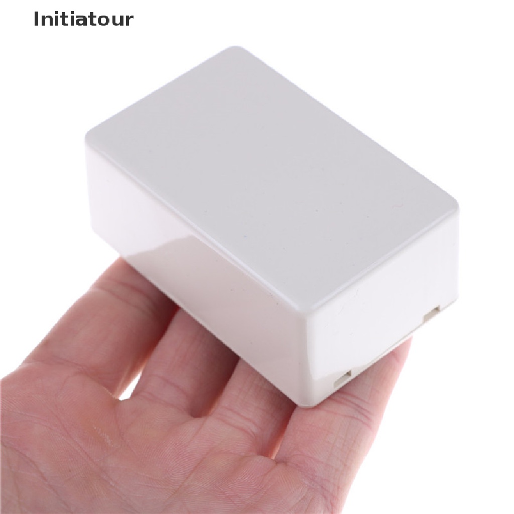 Hộp Đựng Đồ Dùng Bằng Nhựa Màu Xám Nhạt Kích Thước 70 * 45 * 30mm DIY Tiện Dụng