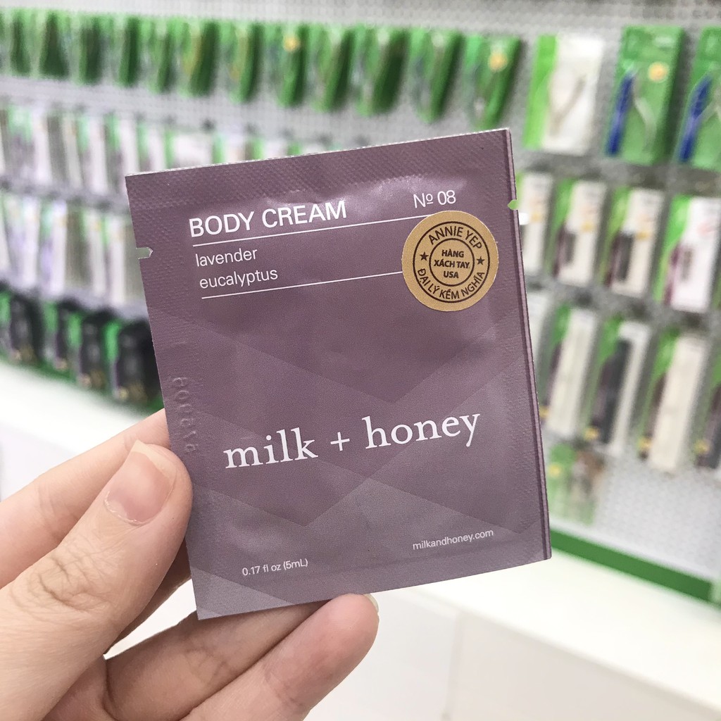[ Sample ] Dưỡng thể Milk + Honey Body Cream 5ml tiện lợi mang đi du lịch (USA)