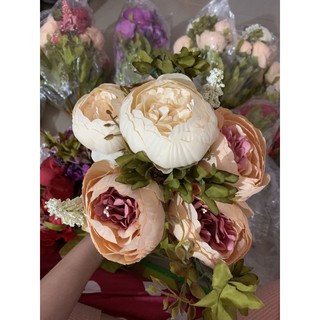 Hoa mẫu đơn giả