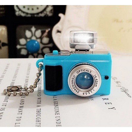 Móc khóa hình máy ảnh mini sáng tạo