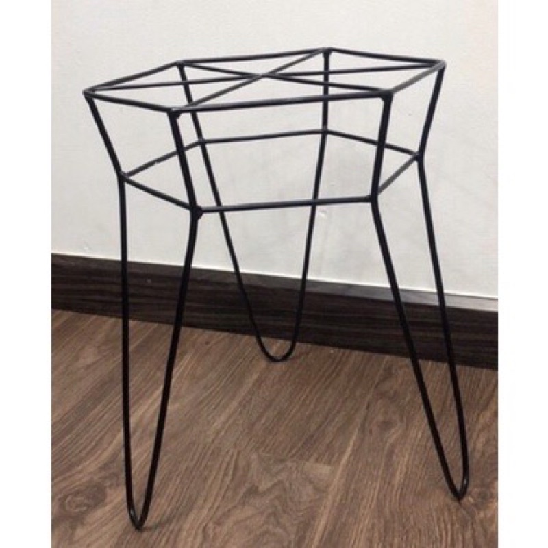 Kệ sắt lục giác đen, Sơn tĩnh điện kê đặt chậu hoa