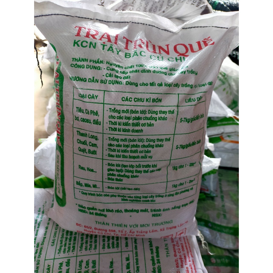PHÂN TRÙN QUẾ BAO 10kg (1sp nhưng 2 bao bì)