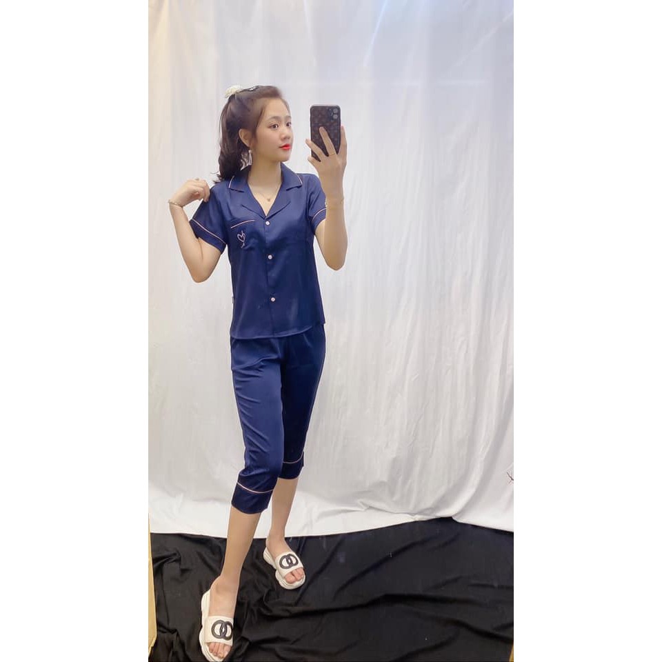 Bộ lụa trơn cao cấp Karoll cổ pyjama quần ngố áo tay cộc NH21.186 (có nhiều màu)