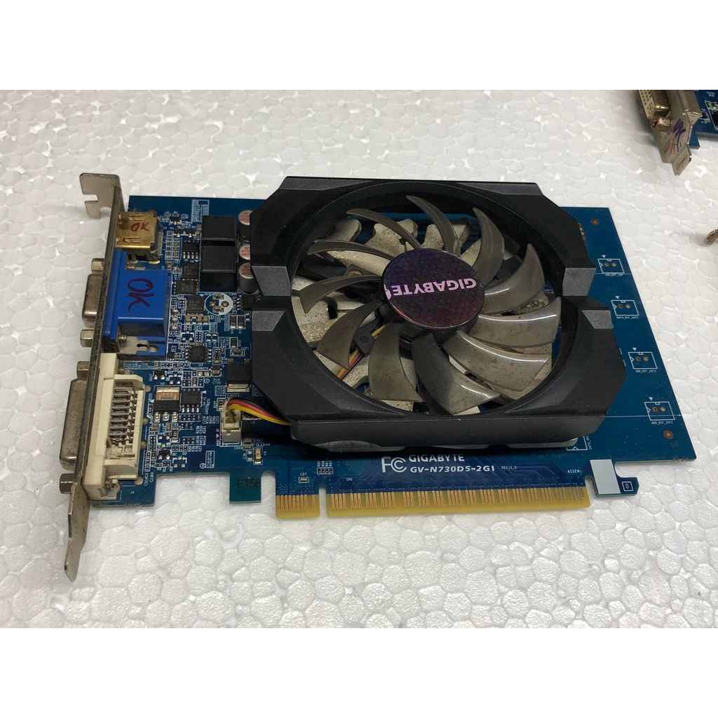 Card màn hình VGA GIGA 730 2G DDR3 và DDR5