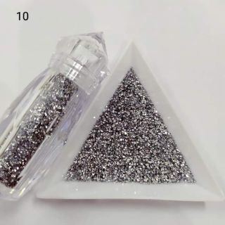 Đá rắc móng, lọ đá rắc móng