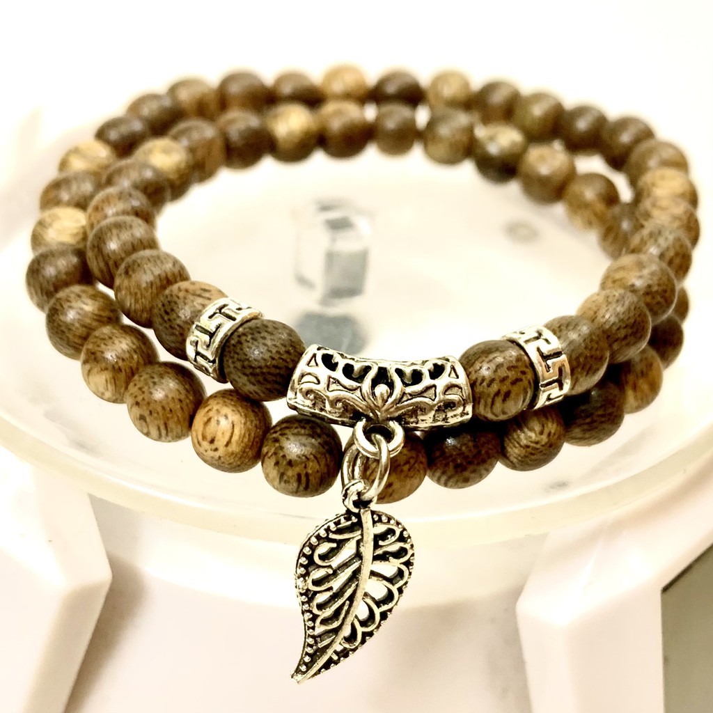 Vòng Tay Trầm Hương Cho Nữ Mix Cùng Charm Lá bạc thái cao cấp 54 hạt (hạt 6mm)
