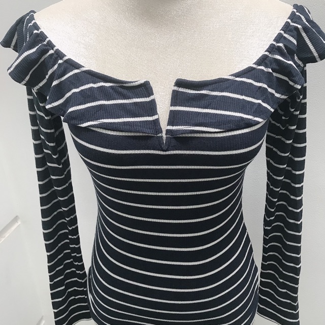 Áo thun gân tay dài ( Size S)
