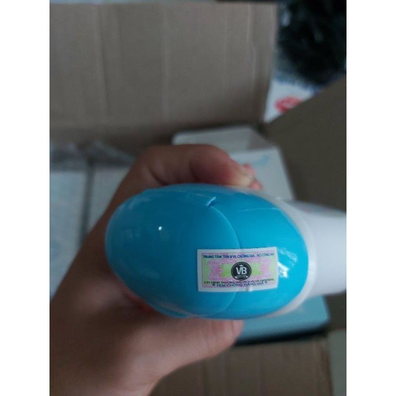 150g-Dung dịch vệ sinh phụ nữ Hana Soft Silk