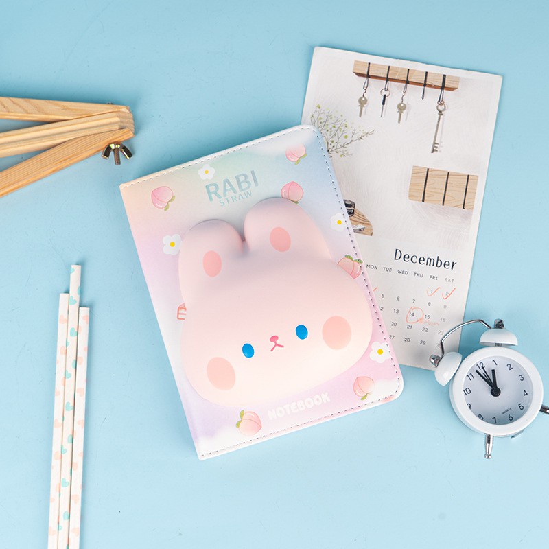 &lt; Sỉ &gt; Sổ Lưu Niệm Gắn Thú Mềm - Có Thể Bóp Nhấn Sả Stress - A5