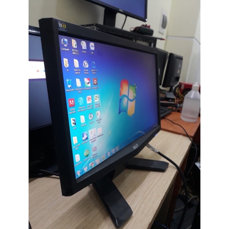 Màn hình 16 inch các loại cũ hiển thị tốt | BigBuy360 - bigbuy360.vn
