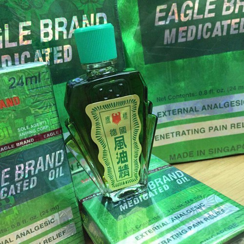 Dầu Gió Xanh 2 Nắp SingaPore Eagle Brand (Mẫu mới)