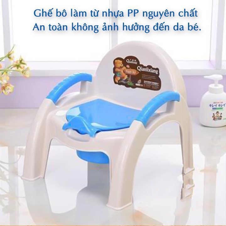 Ghế bô vệ sinh có nắp đậy tay vịn cho bé nhựa việt nhật VN3091