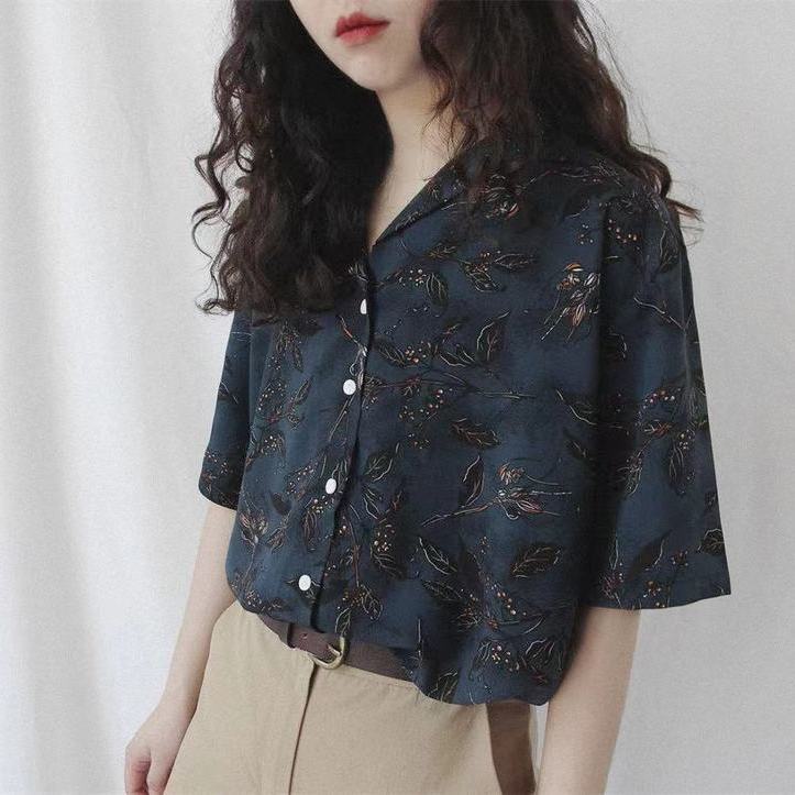 Áo Sơ Mi Ngắn Tay Dáng Rộng In Họa Tiết Retro Cá Tính Theo Phong Cách Hongkong Dành Cho Nữ