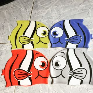 Nón bơi hình cá Nemo cho bé