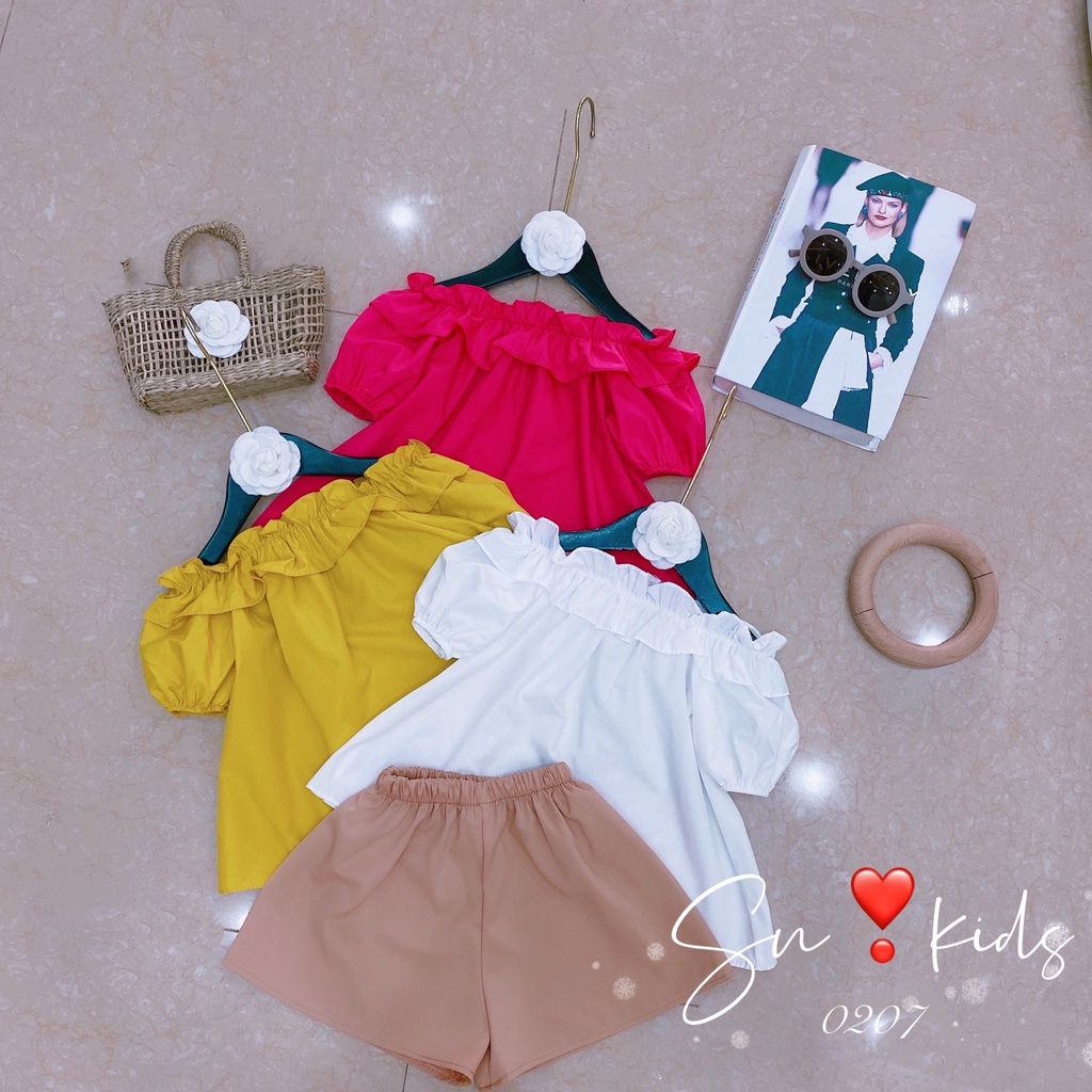 Bộ cộc tay bé gái, set áo cổ bèo vải thô mềm mát phối quần đùi nâu cho bé size 10-35kg