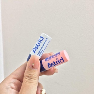Son mỡ hươu Astrid