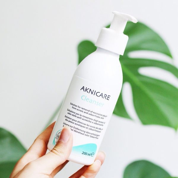 Aknicare Gel Rửa Mặt Cho Da Dầu Mụn Cleanser 200ml