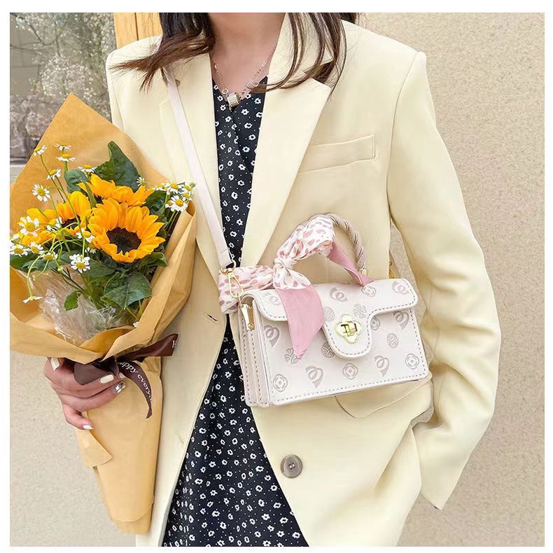 Túi tự đan hình hoa da PU cấp - Túi handmade đeo chéo làm quà tặng người yêu