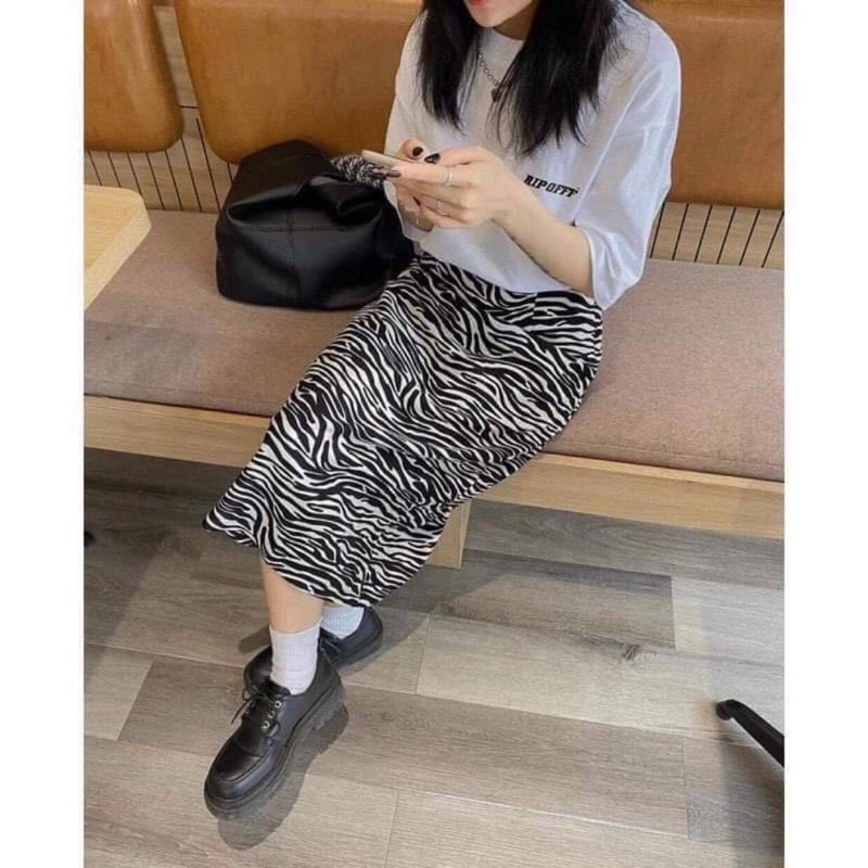 Bộ áo REP và chân váy vằn HSU1