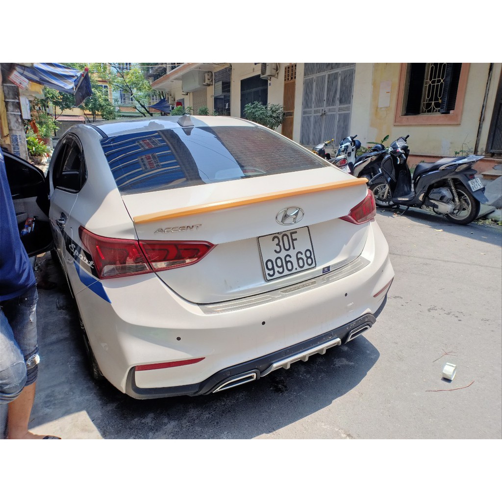 Cánh gió đuôi xe Hyundai Accent 2019 2020 hàng mộc chưa sơn