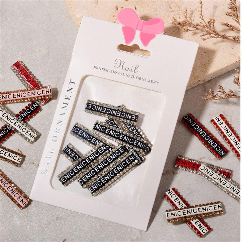 Miếng Dán Trang Trí Móng Tay 3D DIY Xinh Xắn