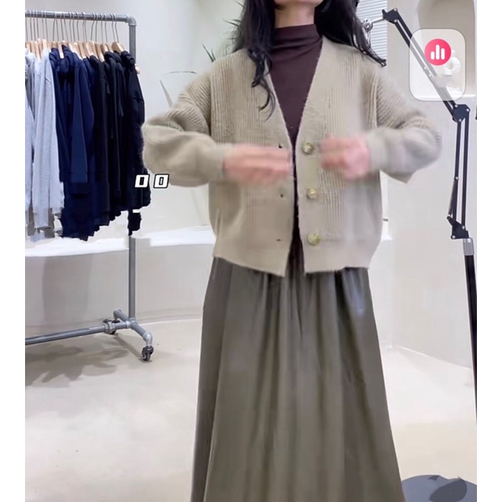 Cardigan len cúc chất dày mịn