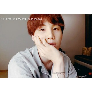 Vòng tay SUGA nhóm BTS mặt đuôi cá heo