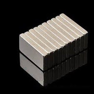 Nam châm trắng 25x15x3mm