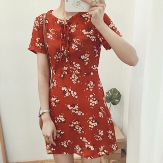 Đầm đan dây