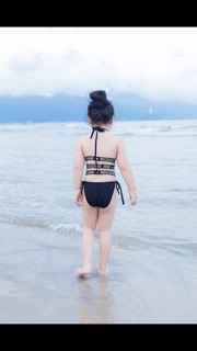 Bikini cho bé
