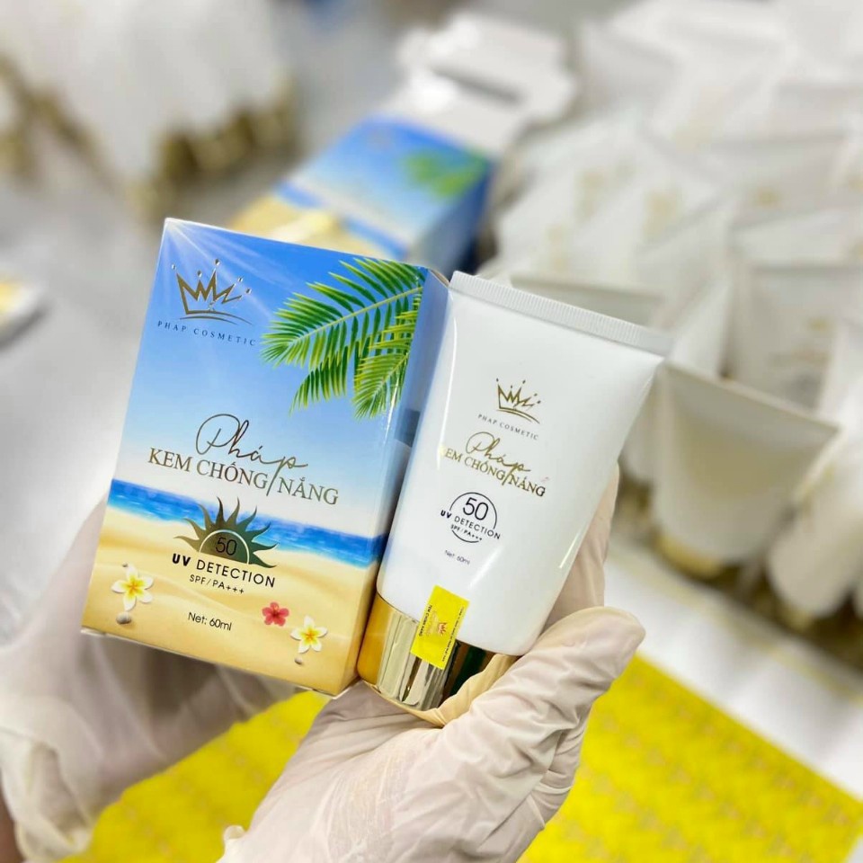 Kem Chống Nắng cao cấp Pháp Cosmetic SPF50 PA+++