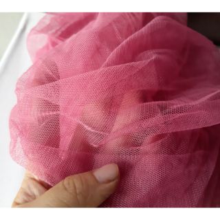 Lưới tu tu màu hồng ruốc