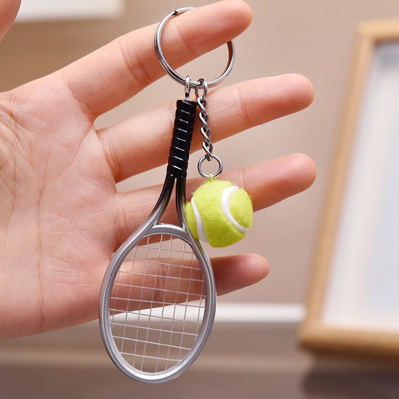 1 Móc Khóa Hình Vợt Tennis Dễ Thương