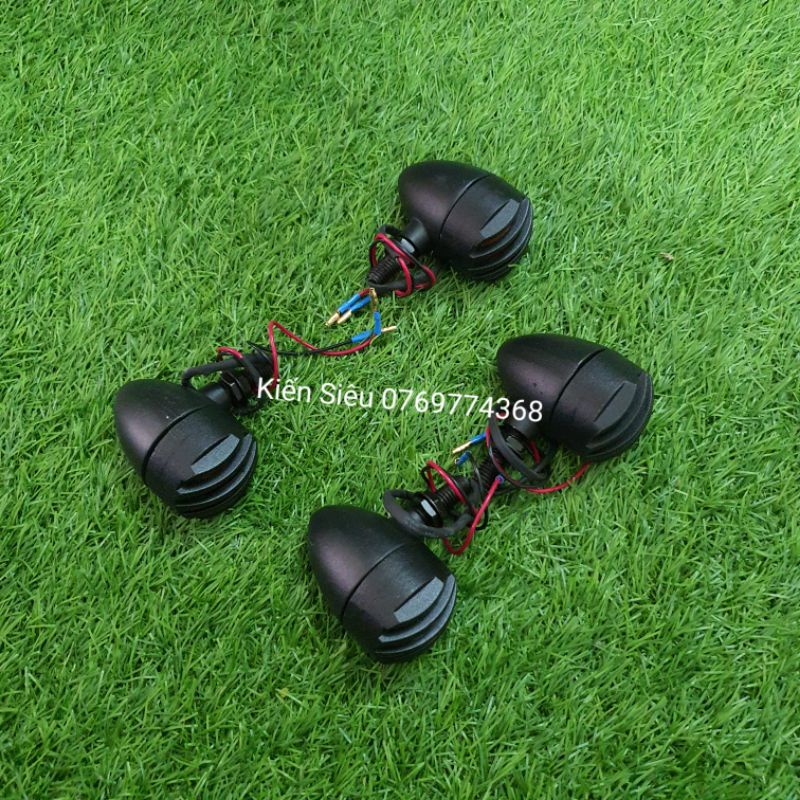 Xi nhan lưới sắt cafe racer tracker