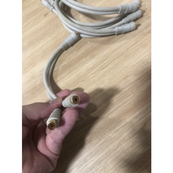 Chia av 1 ra 2 bãi Nhật