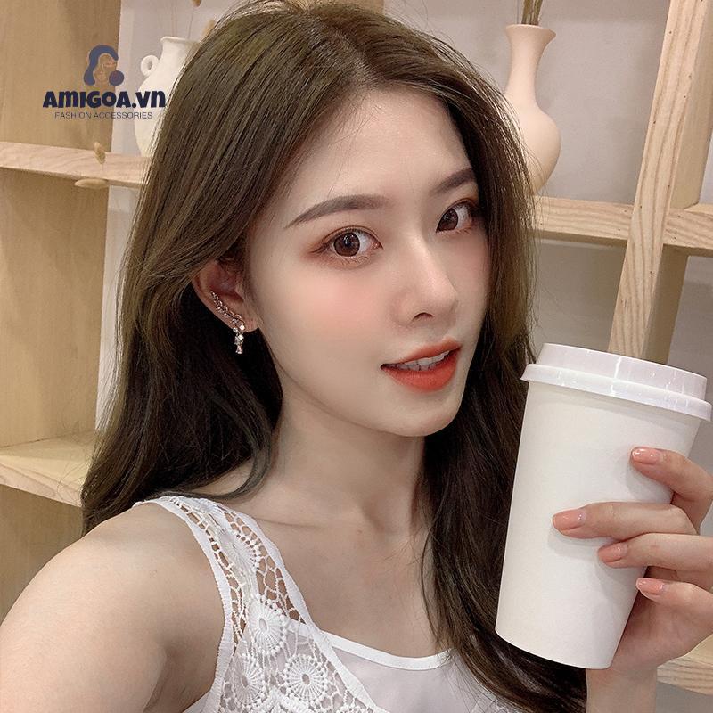 Khuyên Tai Tua Rua Bằng Nhựa Resin Hình Chiếc Lá