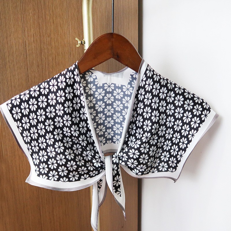 Khăn lụa họa tiết hoa phong cách Nhật kiểu vai áo AKL102