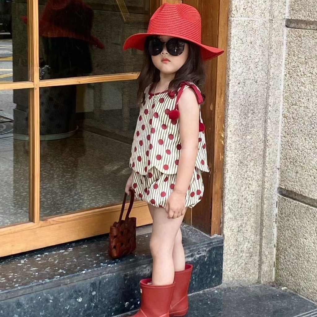 Set Đồ Hai Mảnh Áo Hai Dây Họa Tiết Chấm Bi Dễ Thương Phong Cách Hàn Quốc Thời Trang Mùa Hè Cho Bé Gái