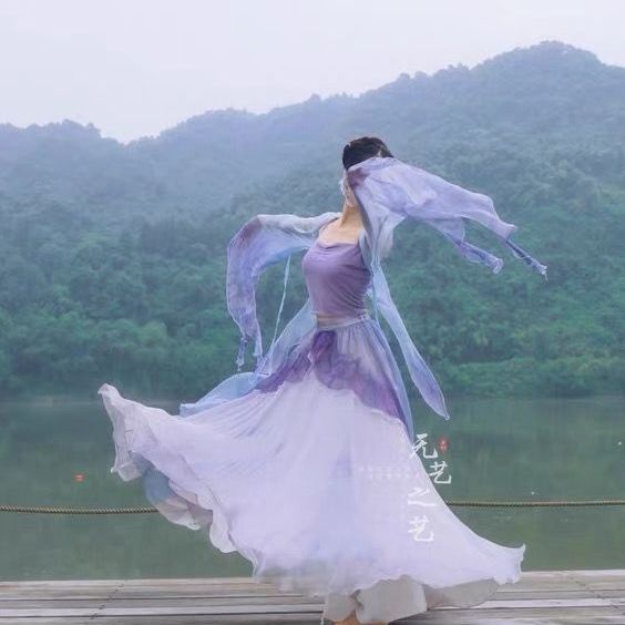 M &amp; E Trang Phục Múa Phong Cách Cổ Điển Thời Trang Trăm Trăm Tiên Bướm Trái Ma Thuật Rhyme Cổ Điển Cho Bé Gái